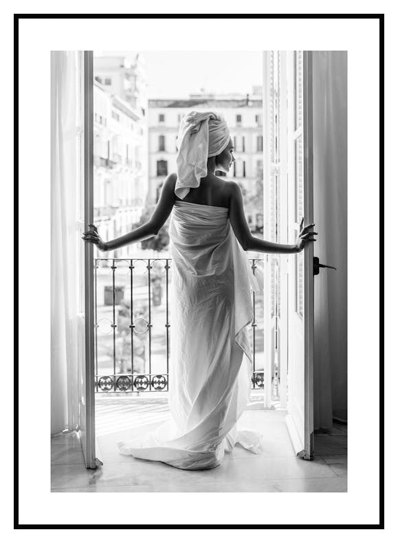 Morning Woman Poster (30x40 cm) - Poster Store
