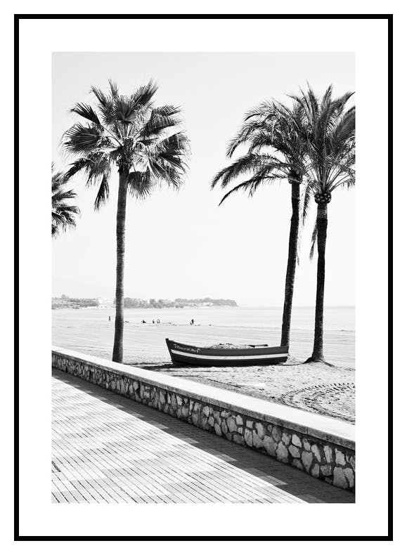 Boat on the Beach Poster (50x70 cm) - Poster Store