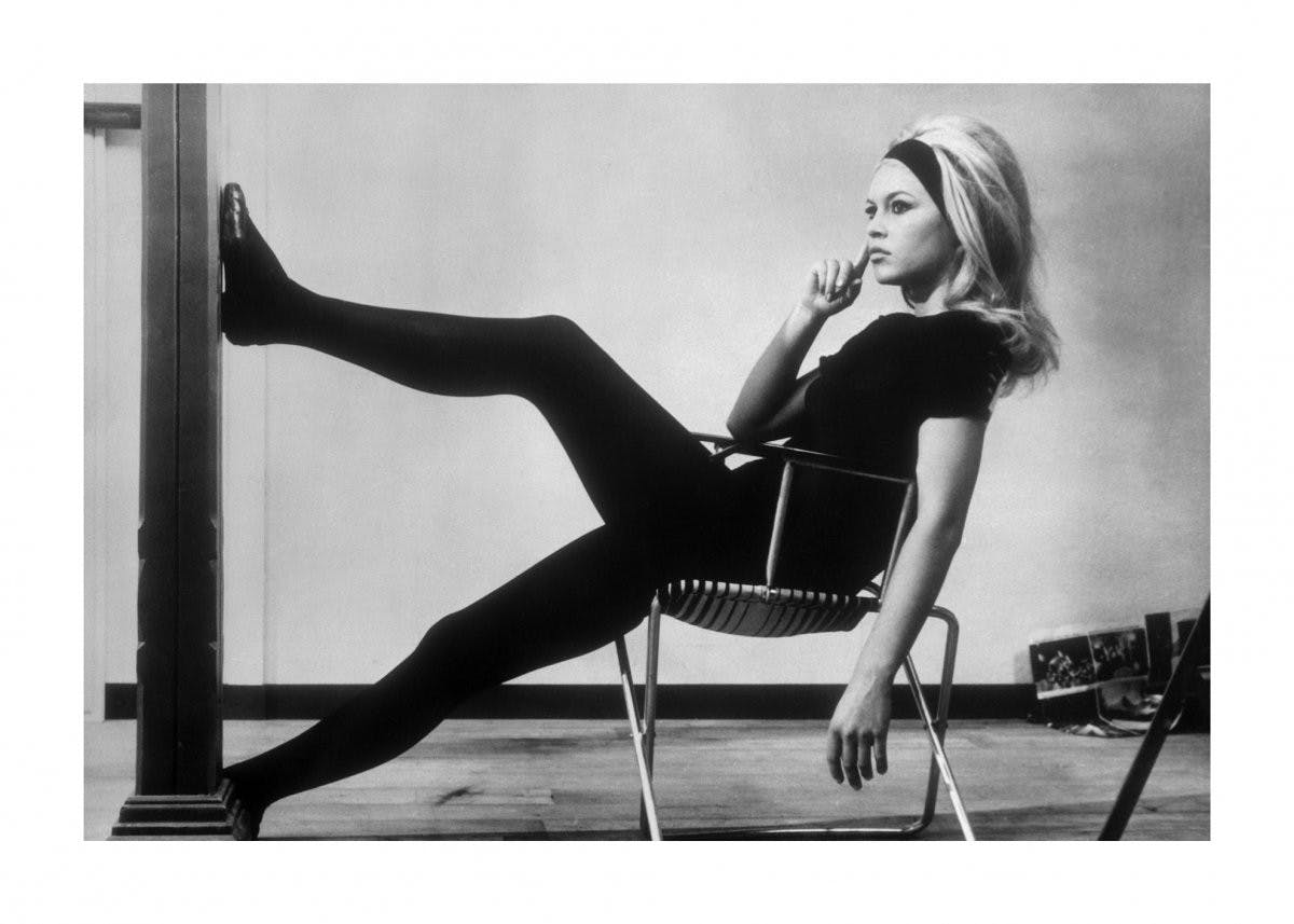 Relaxáló Brigitte Bardot poszter 0