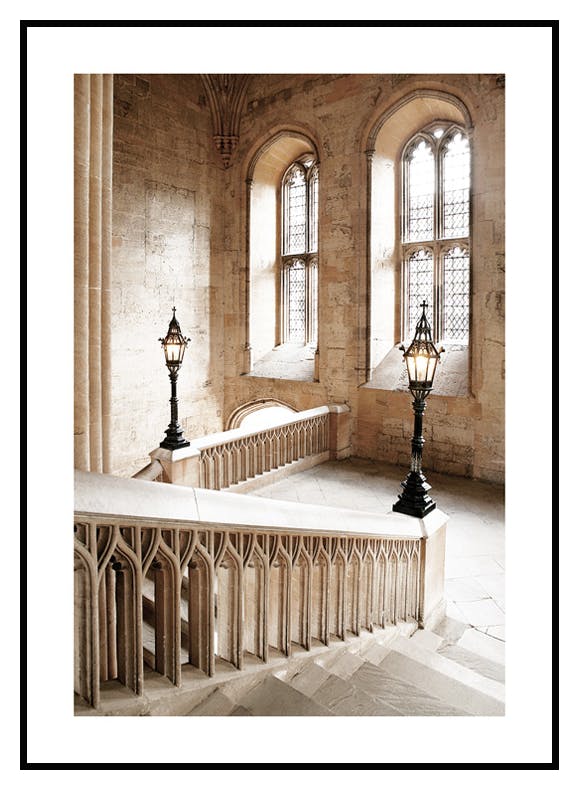 Op weg naar de Grote Zaal Poster (21x30 cm) - Poster Store