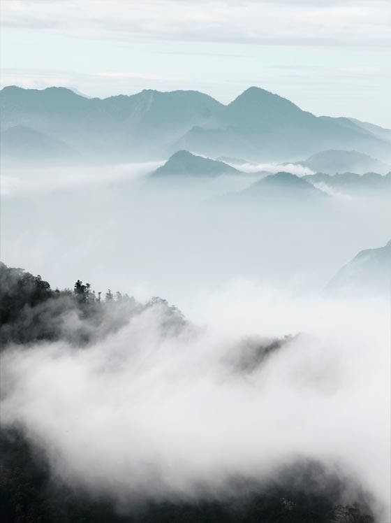 Misty Mountains Plakat 0