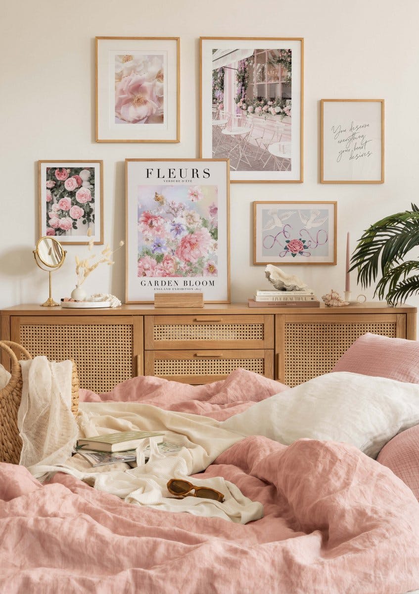 Garden Roses Poster (30x40 cm) - Poster Store