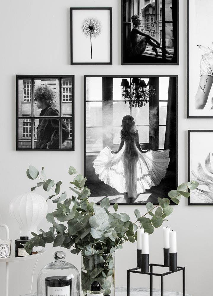White dress Poster (30x40 cm) - Poster Store