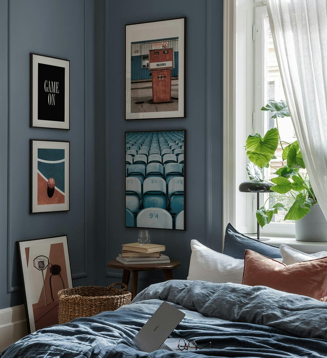 Blå og brune sporty fotografier og illustrationer til børneværelset (ONE SIZE) - Poster Store