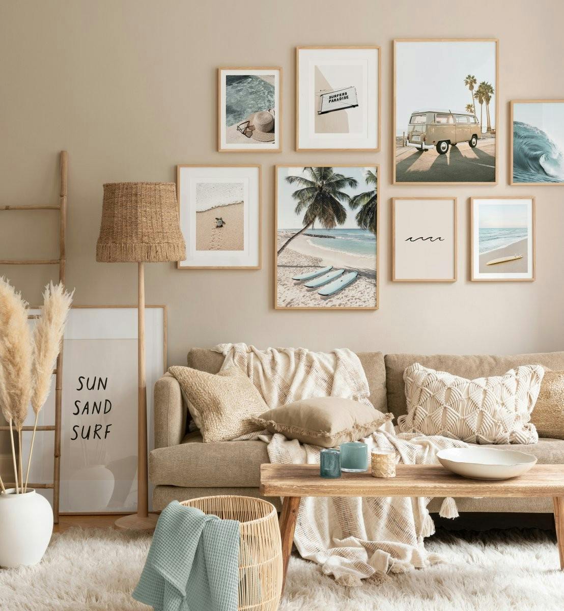 Holiday prints in bright colours in green, blue and beige for living room (ONE SIZE) - Poster Store
