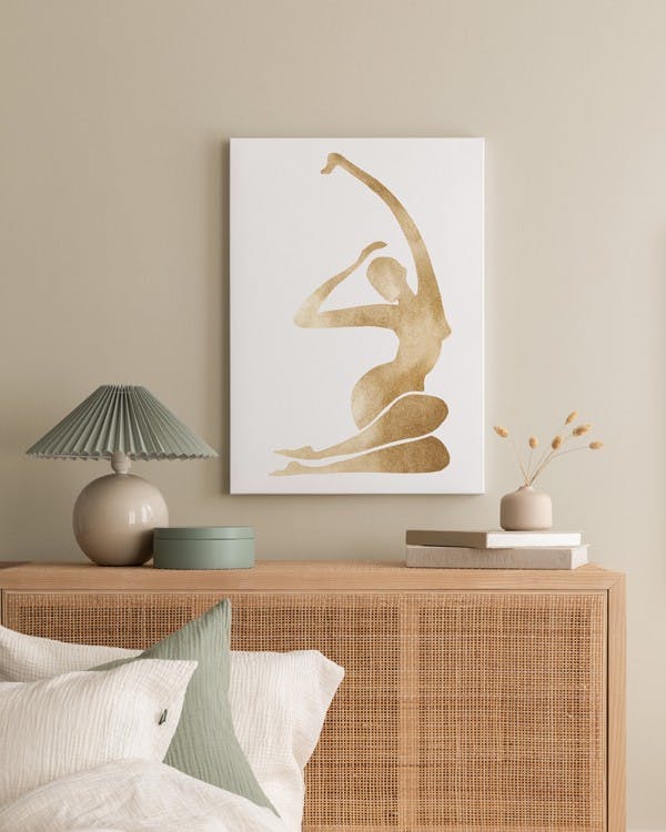 Canvas Prints - Gold Figure Canvas print (50x70 cm - Oak Frame) - Poster Store