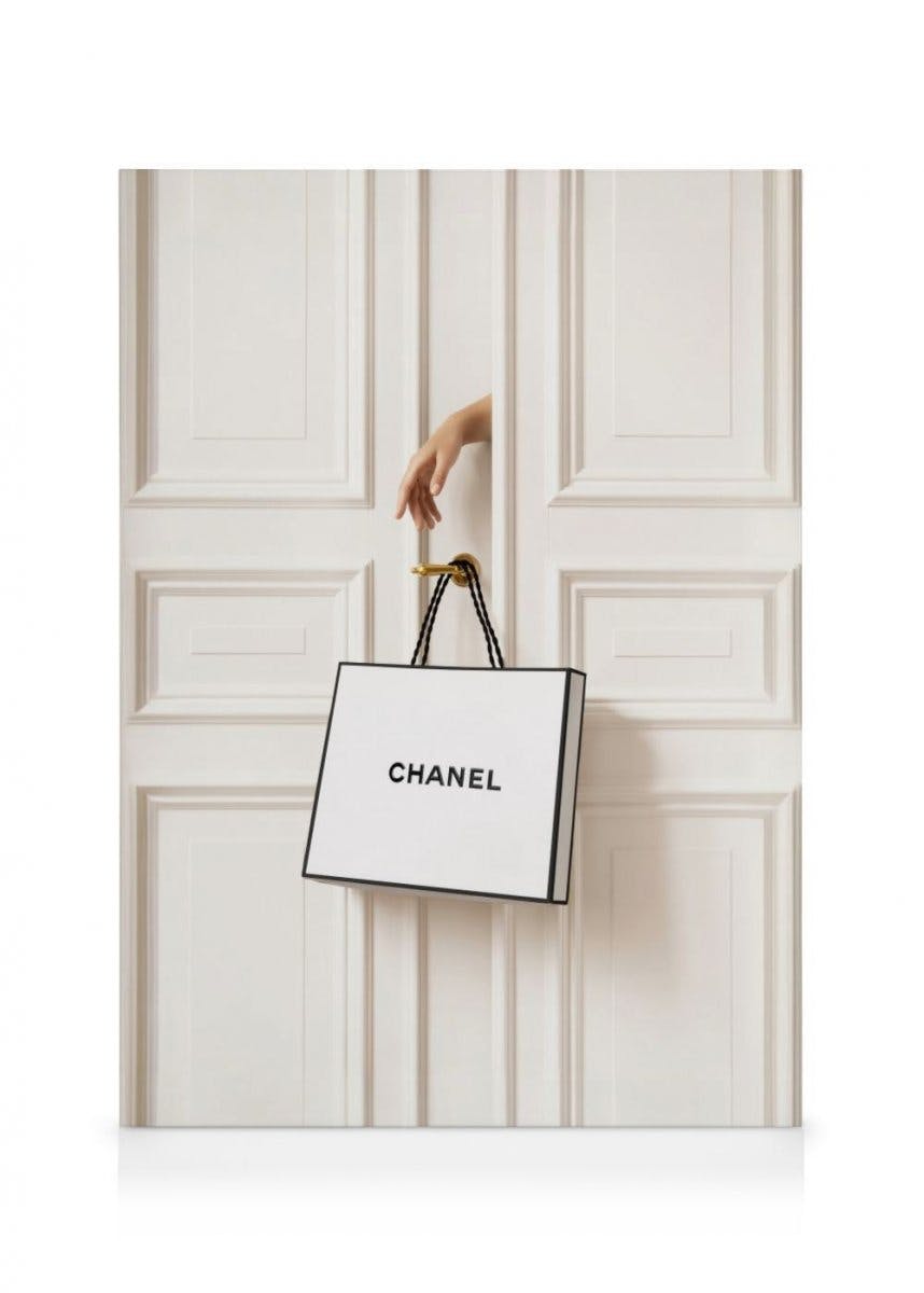 Chanel Bag Canvas Print (50x70 cm - Oak Frame) - Poster Store