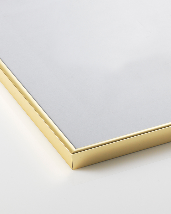 Achetez Cadre Poster Frame Aluminum Gold 60x80 cm - Passe-partout Blanc  50x65 cm ici 