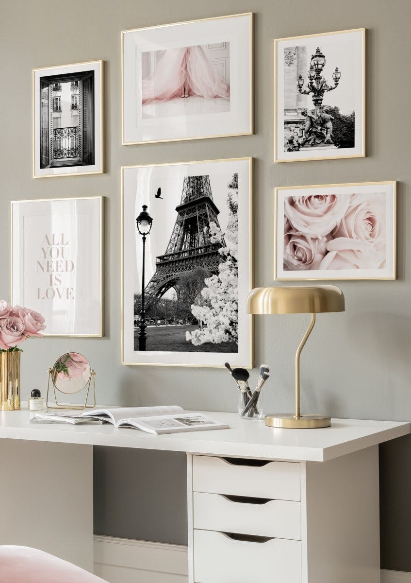 Street of Paris Poster (50x70 cm) - Poster Store