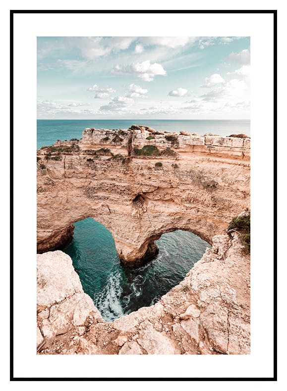 Prints Heart-shaped Cliffs Poster (30x40 cm) - Poster Store