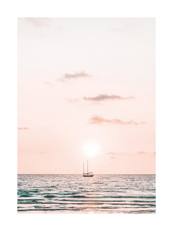 Ruhiger Sonnenuntergang am Meer Poster 0