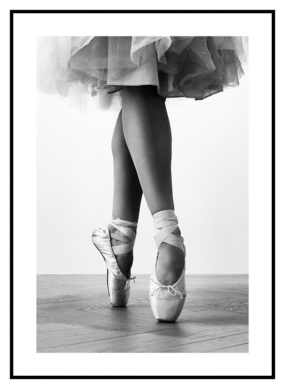 Dancing En Pointe Poster (30x40 cm) - Poster Store