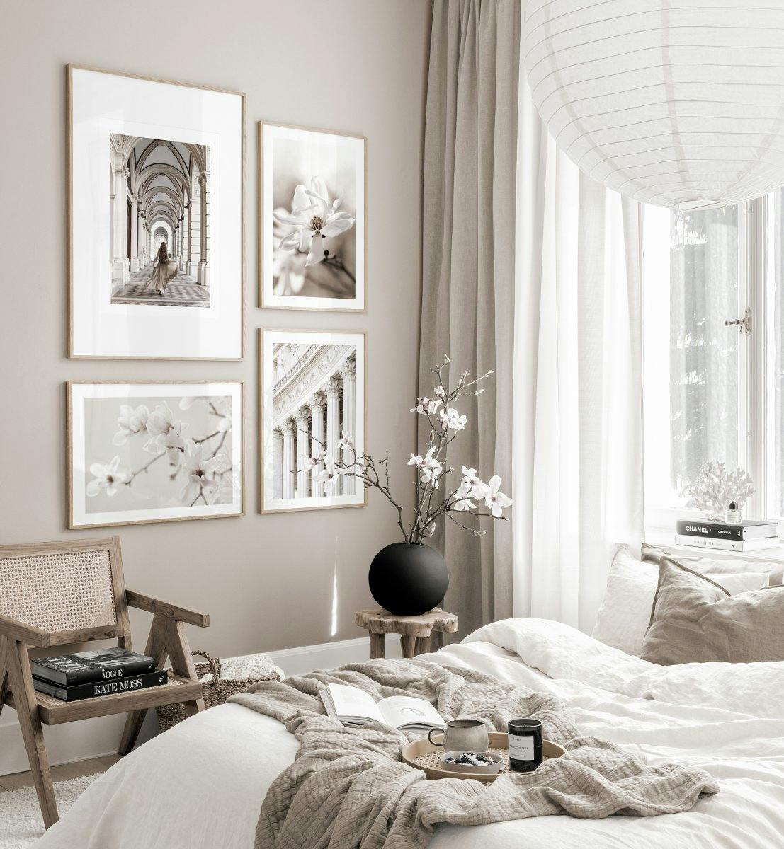 Wspaniałe architektoniczne plakaty białe kwiaty skandynawskie wnętrza dębowe ramki