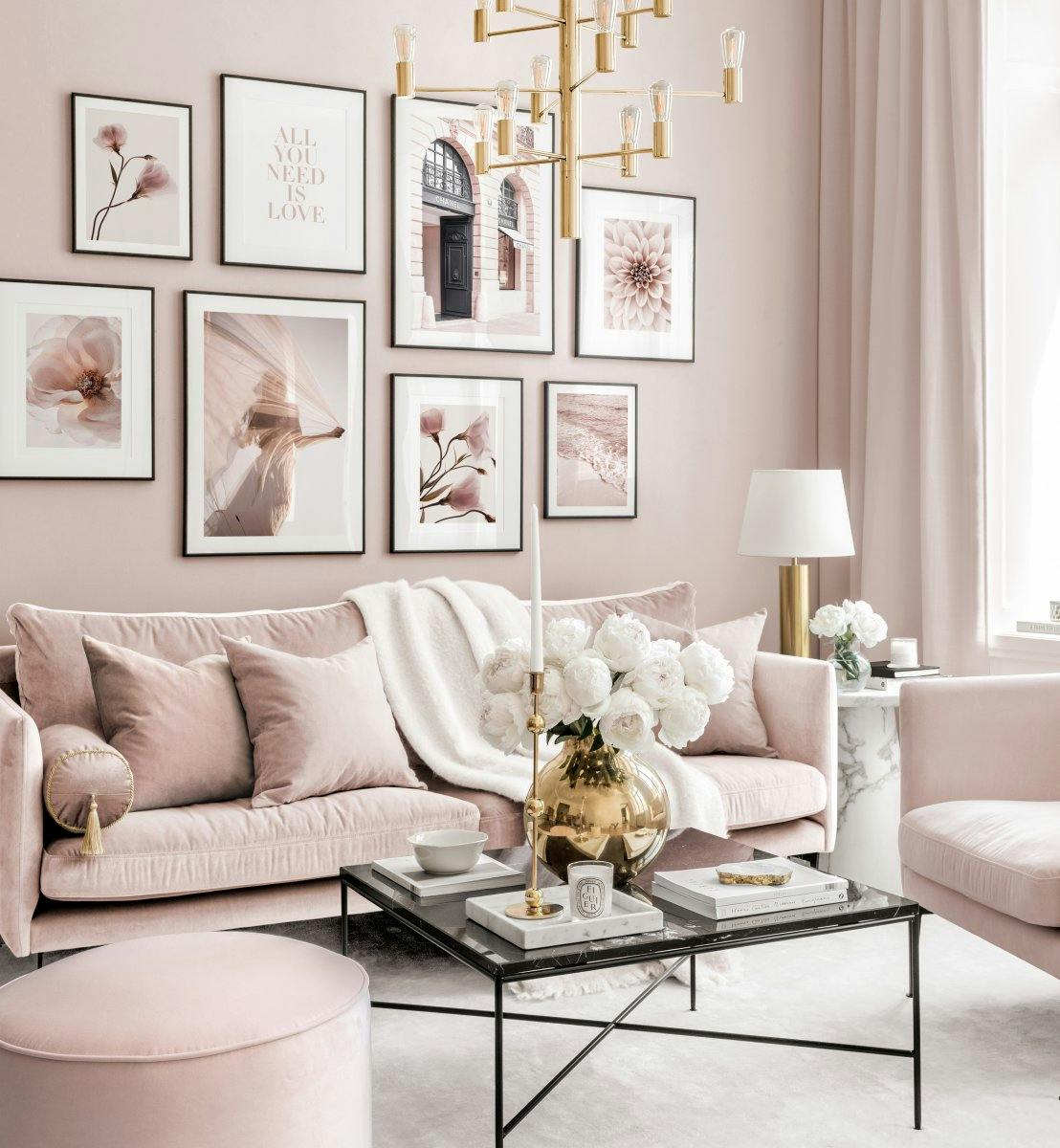 Friedvolle Bilderwand rosa Interior Achtsamkeit Poster schwarze Holzrahmen