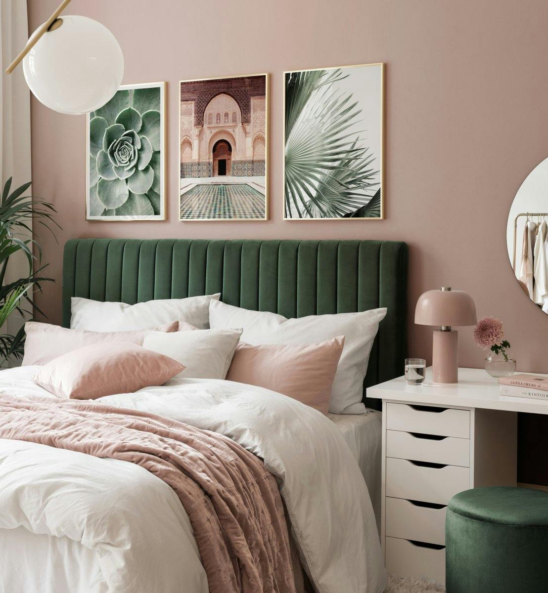 Fotografie liści i architektury w zielonych i beżowych kolorach do sypialni